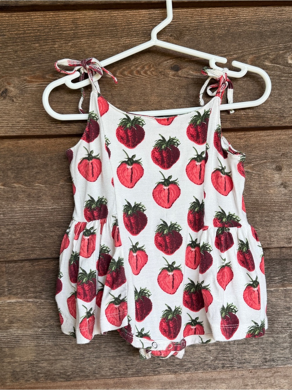 Kate Quinn dress